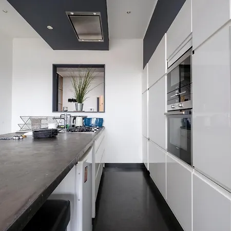 Apartment Beautiful Penthouse With Terrace Tour & Taxis *